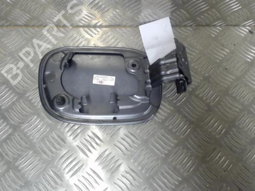 fuel-flap-lexus-nx-_z1_-2014-24255862 main image