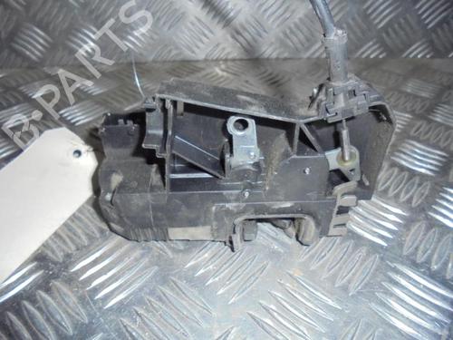 Used Front left lock OPEL VIVARO A Van (X83) 1.9 DI (F7) (80 hp) 24261915