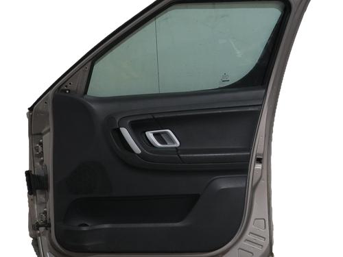Puerta delantera derecha Puerta delantera derecha SKODA ROOMSTER (5J7) 1.9 TDI (105 hp) 37434266 37434266