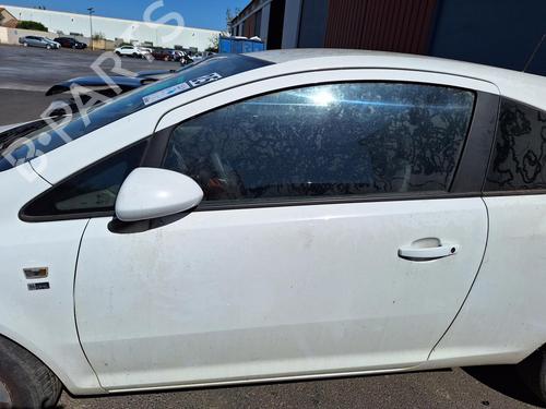 Used Left front door OPEL CORSA D (S07) 1.3 CDTI (L08, L68) (75 hp) 27816788