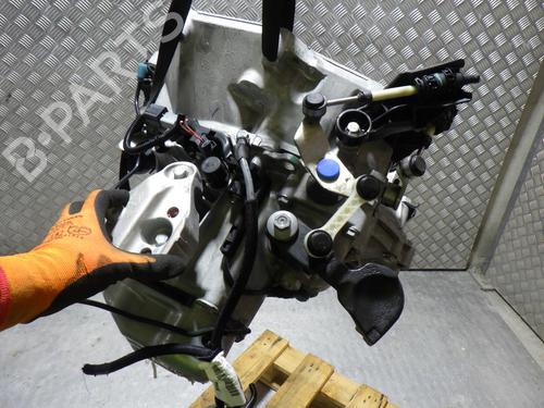 Used Gearbox Gearbox CITROËN C3 III (SX) 1.2 PureTech 82 (83 hp) 24259747 24259747