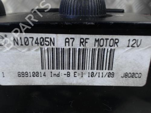 Used Climate control Climate control PEUGEOT 207 (WA_, WC_) 1.4 HDi (68 hp) 24261748 24261748