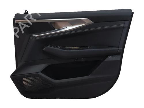 Høyre frontpanel Høyre frontpanel 37993616 37993616