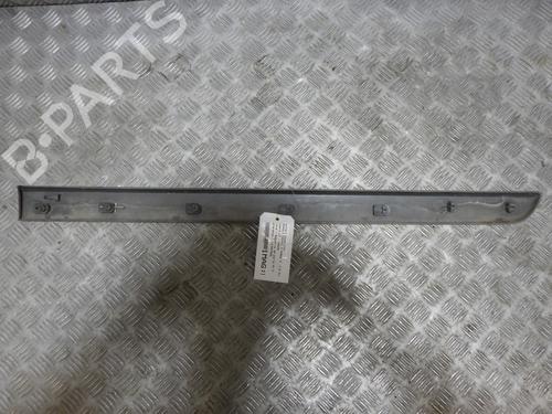 Used Door moulding trim Door moulding trim RENAULT SCÉNIC II (JM0/1_) 1.5 dCi (JM1E, JM16) (106 hp) 27363399 27363399