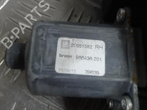 Used Front right window mechanism Front right window mechanism OPEL ADAM (M13) 1.4 (87 hp) 24260833 24260833
