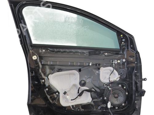 Left front door RENAULT MEGANE IV Hatchback (B9A/M/N_) 1.5 dCi 110 (B9A3) | BP32068210C2