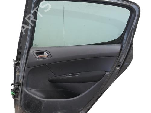 Puerta trasera derecha Puerta trasera derecha 38547392 38547392