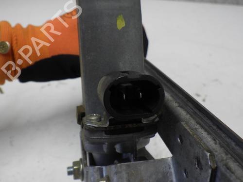 Used Front right window mechanism Front right window mechanism RENAULT TRAFIC II Bus (JL) 1.9 dCI 100 (JL0C, JL0K) (101 hp) 24260141 24260141