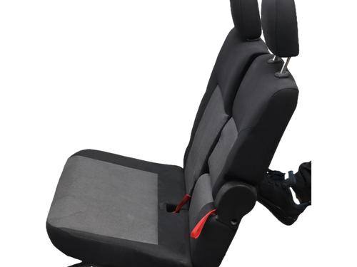 right-front-seat-fiat-doblo-cargo-263_-2010-39760932 main image