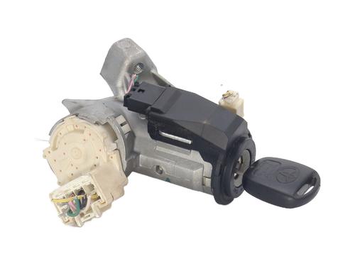 Used Ignition barrel TOYOTA YARIS (_P9_) 1.4 D-4D (NLP90_, NLP90R) (90 hp) 30969387
