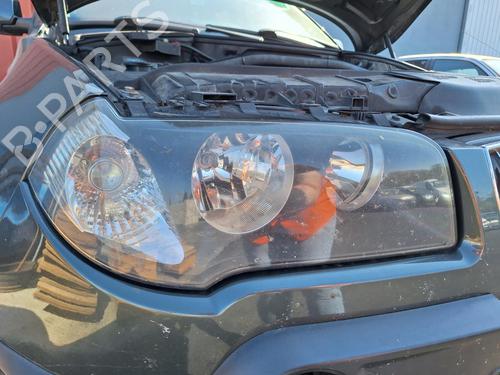 Used Right headlight BMW X3 (E83) 3.0 d (204 hp) 28045411
