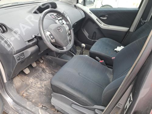 Retrovisor esquerdo TOYOTA YARIS (_P9_) 1.4 D-4D (NLP90_, NLP90R) | BP30936195C26