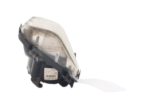 Used Left front fog light Left front fog light 38090979 38090979