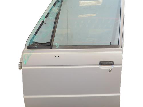 Used Left front door Left front door 38723945 38723945