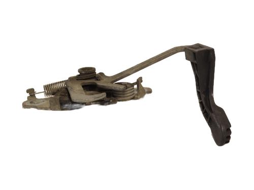 Used Hood lock CITROËN C3 II (SC_) 1.4 HDi 70 (SC8HZC, SC8HR0, SC8HP4) (68 hp) 28476279