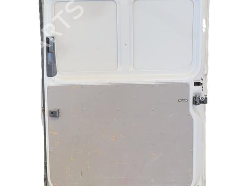 Used Right slide door Right slide door 37165182 37165182