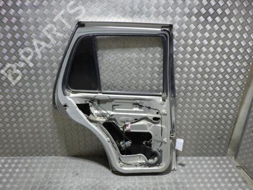Used Left rear door Left rear door 24258269 24258269