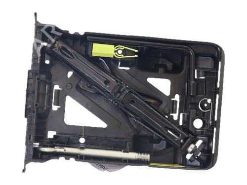 jack-kit-peugeot-expert-van-v_-2016-37747800 main image