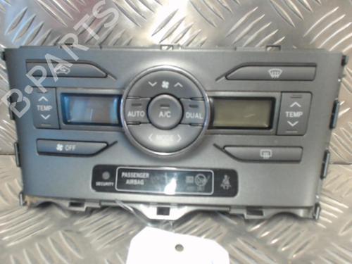 Used Climate control Climate control TOYOTA AURIS (_E15_) 2.0 D-4D (ADE150_, ADE150R) (126 hp) 24261584 24261584