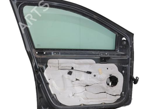 Used Left front door Left front door RENAULT CLIO III (BR0/1, CR0/1) 1.5 dCi (C/BR0G, C/BR1G) (68 hp) 33025790 33025790