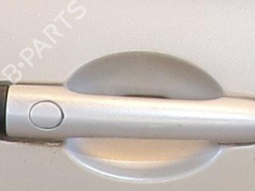 right-front-door-renault-clio-iii-br01-cr01-2005-2006-2007-2008-2009-2010-2011-2012-2013-2014-37165150 main image