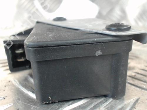 Fuel door actuator PEUGEOT RCZ 2.0 HDi | BP24255799E18