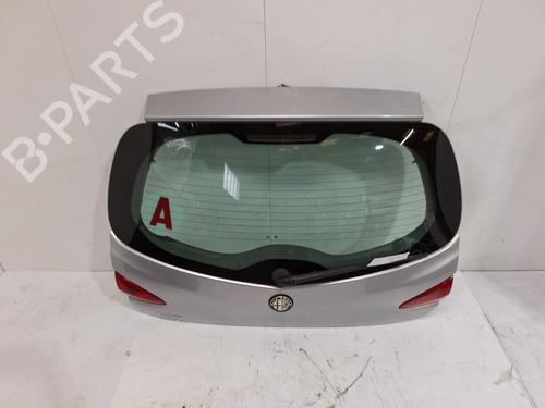 Used Tailgate ALFA ROMEO 147 (937_) 1.9 JTD (937.AXD1A, 937.BXD1A, 937.AXV1A, 937.BXB1A,... (115 hp) 30359644