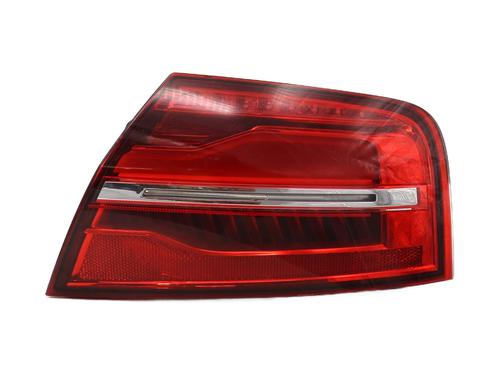 Used Right taillight AUDI A8 D4 (4H2, 4H8, 4HC, 4HL) 3.0 TDI quattro (258 hp) 32993408