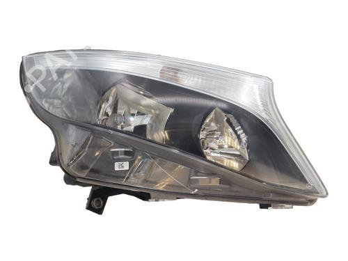 Used Right headlight MERCEDES-BENZ VITO Van (W447) 110 CDI (447.601, 447.603, 447.605) (102 hp) 31887402