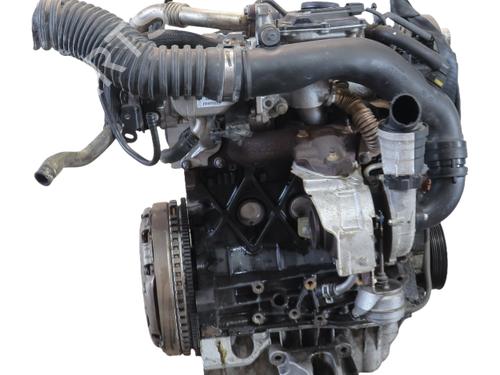 engine-renault-megane-iii-hatchback-bz01_-b3_-2008-40438959 main image