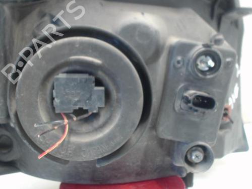 Left headlight NISSAN X-TRAIL I (T30) 2.2 Di 4x4 | BP24257421C28 