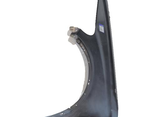 Used Right front fenders Right front fenders VOLVO C30 (533) 2.0 D (136 hp) 40438879 40438879