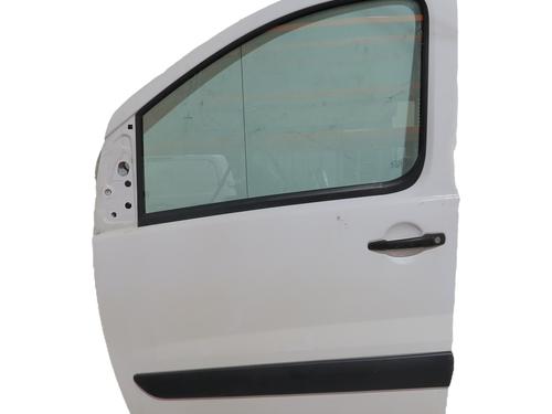 Used Left front door Left front door 37409898 37409898