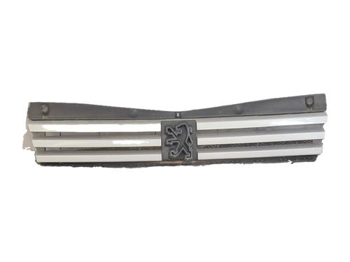 Used Grille Grille 37195929 37195929