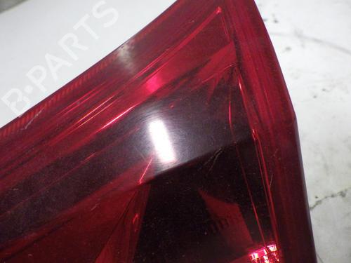 right-tailgate-light-toyota-auris-estate-_e18_-2013-2014-2015-2016-2017-2018-24260168 main image