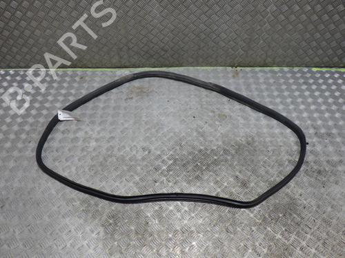 Used Rubber door seal MERCEDES-BENZ GLE (W166) 350 d 4-matic (166.024) (258 hp) 24611361