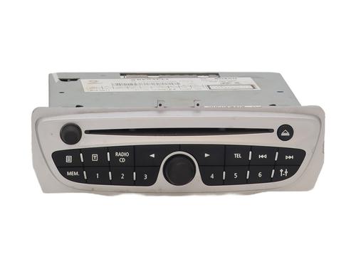 radio-renault-megane-iii-hatchback-bz01_-b3_-2008-31803203 main image