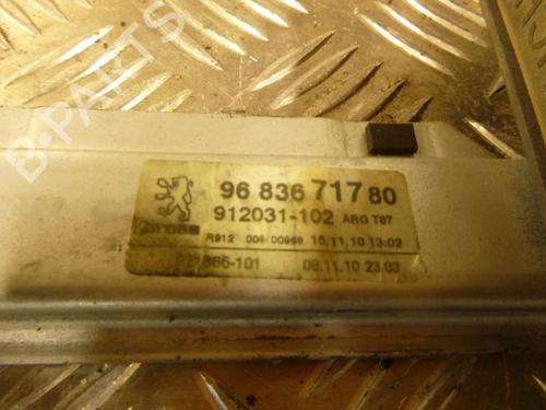 Used Rear left window mechanism PEUGEOT 5008 (0U_, 0E_) 1.6 HDi (112 hp) 24261427