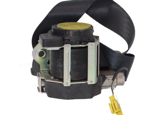 Used Front left seatbelt Front left seatbelt ALFA ROMEO 147 (937_) 1.9 JTD (937.AXD1A, 937.BXD1A, 937.AXV1A, 937.BXB1A,... (115 hp) 30395181 30395181