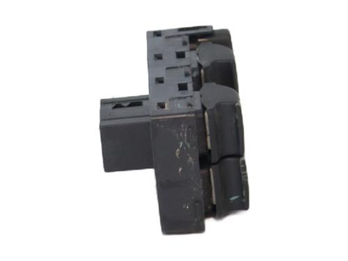 Used Left front window switch Left front window switch CITROËN C3 III (SX) 1.6 BlueHDi 75 (75 hp) 30061083 30061083