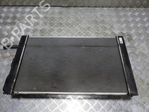 water-radiator-toyota-auris-_e18_-2012-2013-2014-2015-2016-2017-2018-2019-24254551 main image