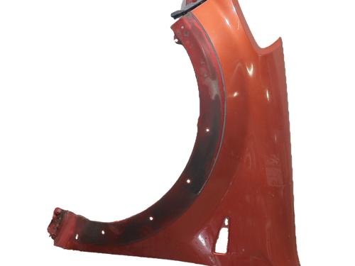 left-front-fenders-dacia-sandero-2008-38062823 main image