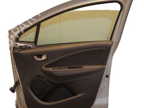 dr-hjre-fortil-renault-zoe-bfm_-2012-37993587 main image