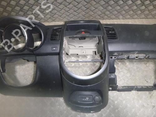 Dashboard KIA SOUL I (AM) 1.6 CRDi 128 | BP33714697C46  - Image 9