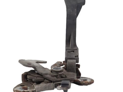 Hood lock PEUGEOT 407 (6D_) 2.0 HDi (6DRHRH) | BP29402373C133