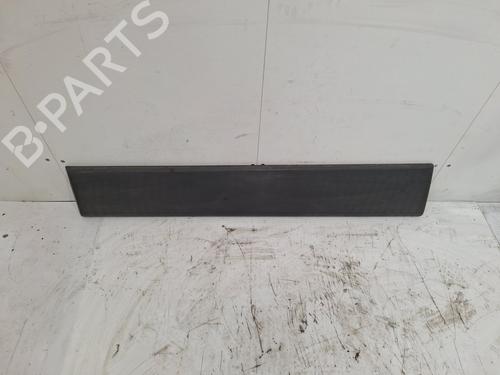 Used Door moulding trim RENAULT TRAFIC II Bus (JL) 2.0 dCi 90 (JL00, JL01, JL0H, JL0M, JL0P, JL0S) (90 hp) 30177571