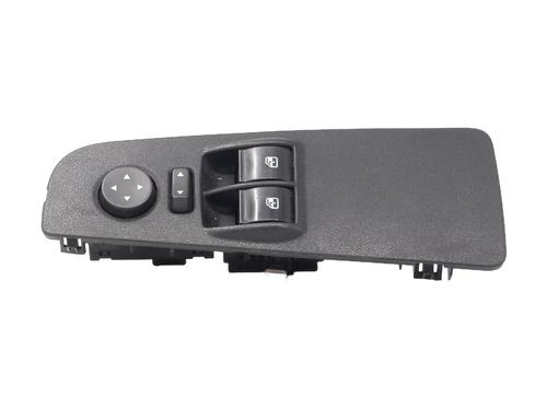 Used Left front window switch FIAT GRANDE PUNTO (199_) 1.2 (65 hp) 29315892
