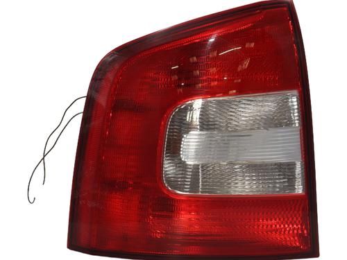 Feu arrière gauche SKODA OCTAVIA II Combi (1Z5) 1.6 TDI (105 hp) 31342273