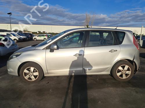 Headrest RENAULT SCÉNIC III (JZ0/1_) 1.9 dCi (JZ0J, JZ1J, JZ1K, JZ1S) | BP32312463I31