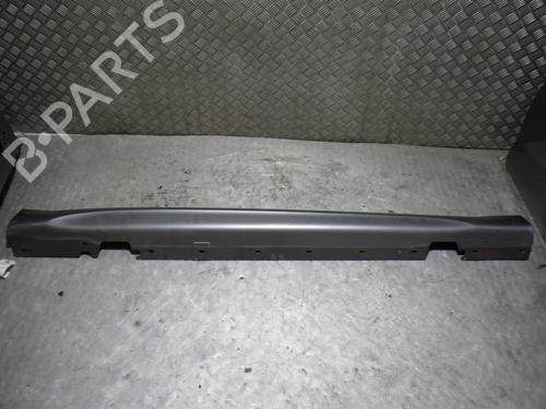 Used Right sideskirt BMW X1 (E84) xDrive 18 d (143 hp) 24259295